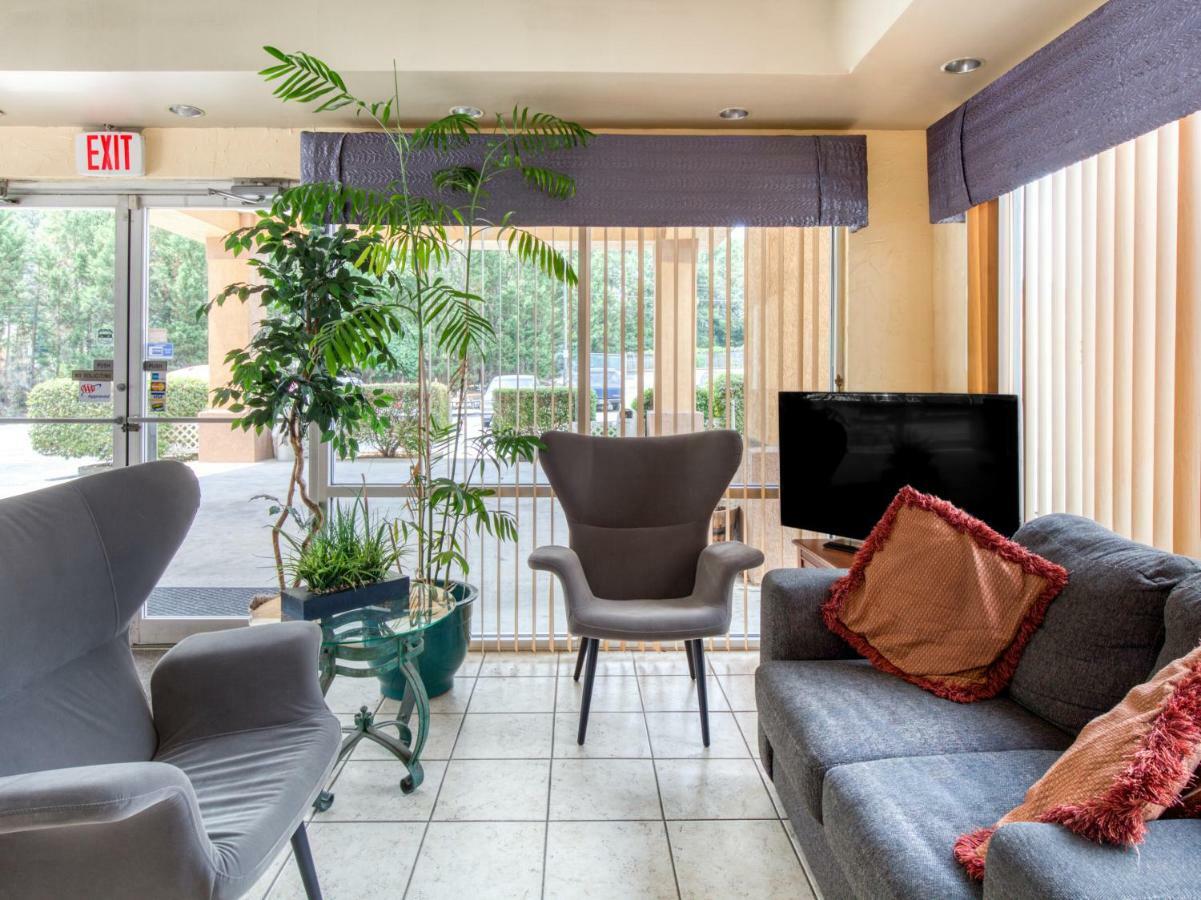 Budgetel Inn & Suites フォレストパーク エクステリア 写真