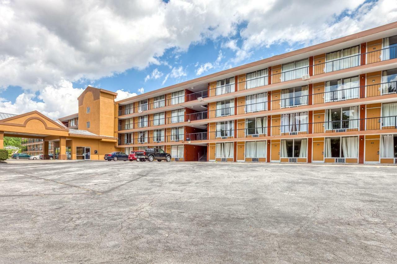 Budgetel Inn & Suites フォレストパーク エクステリア 写真
